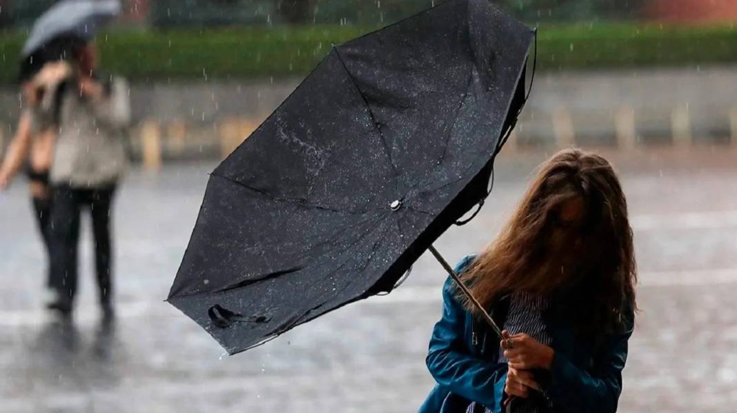 Meteoroloji saat verdi sağanak yağış kuvvetli geliyor. 19 il için sarı kodlu uyarı geldi 8